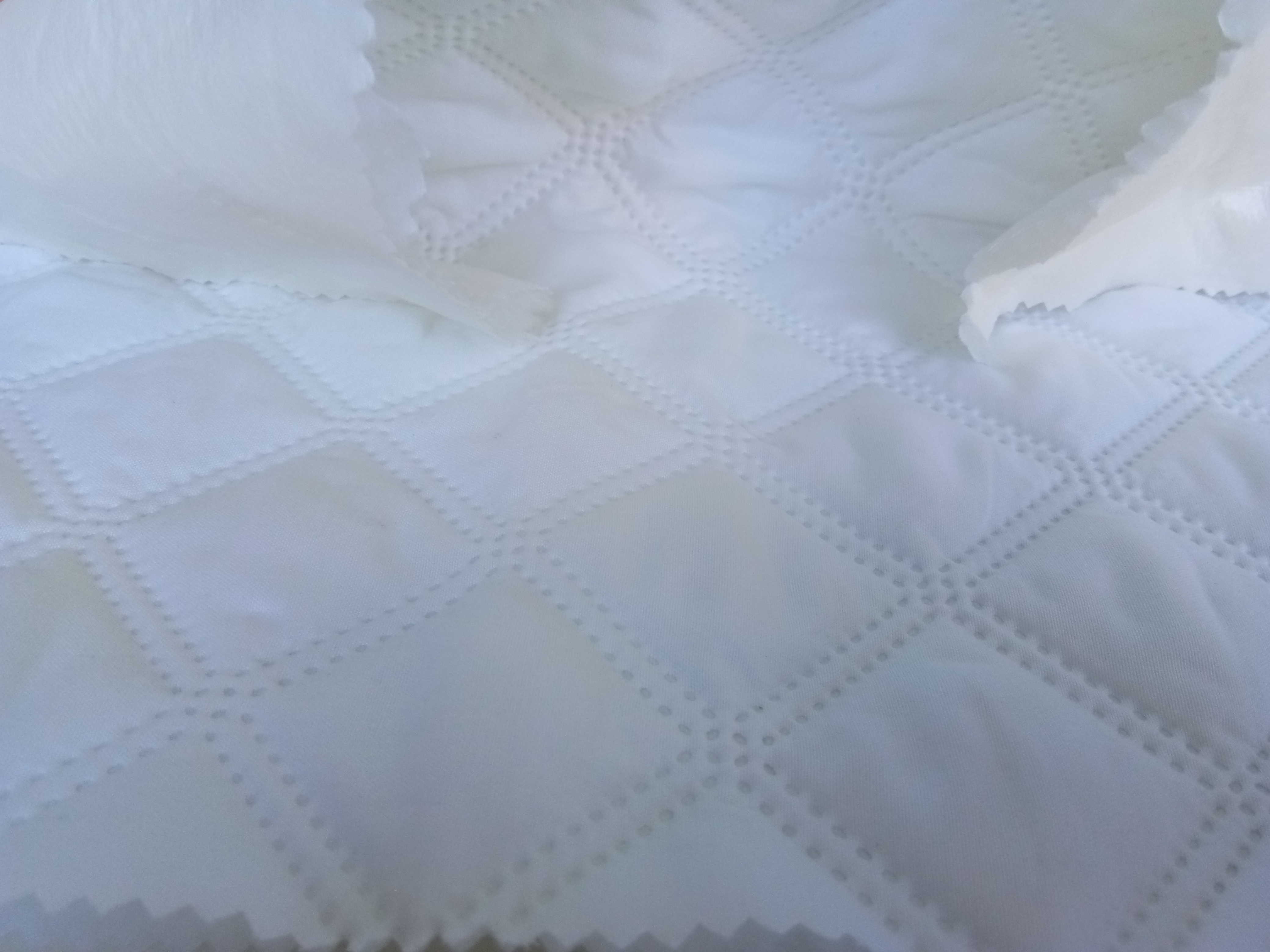 TPU Laminated Waterproof Spandex Fabric Diamond Ultrasonic Quilted Fabric For Bedding