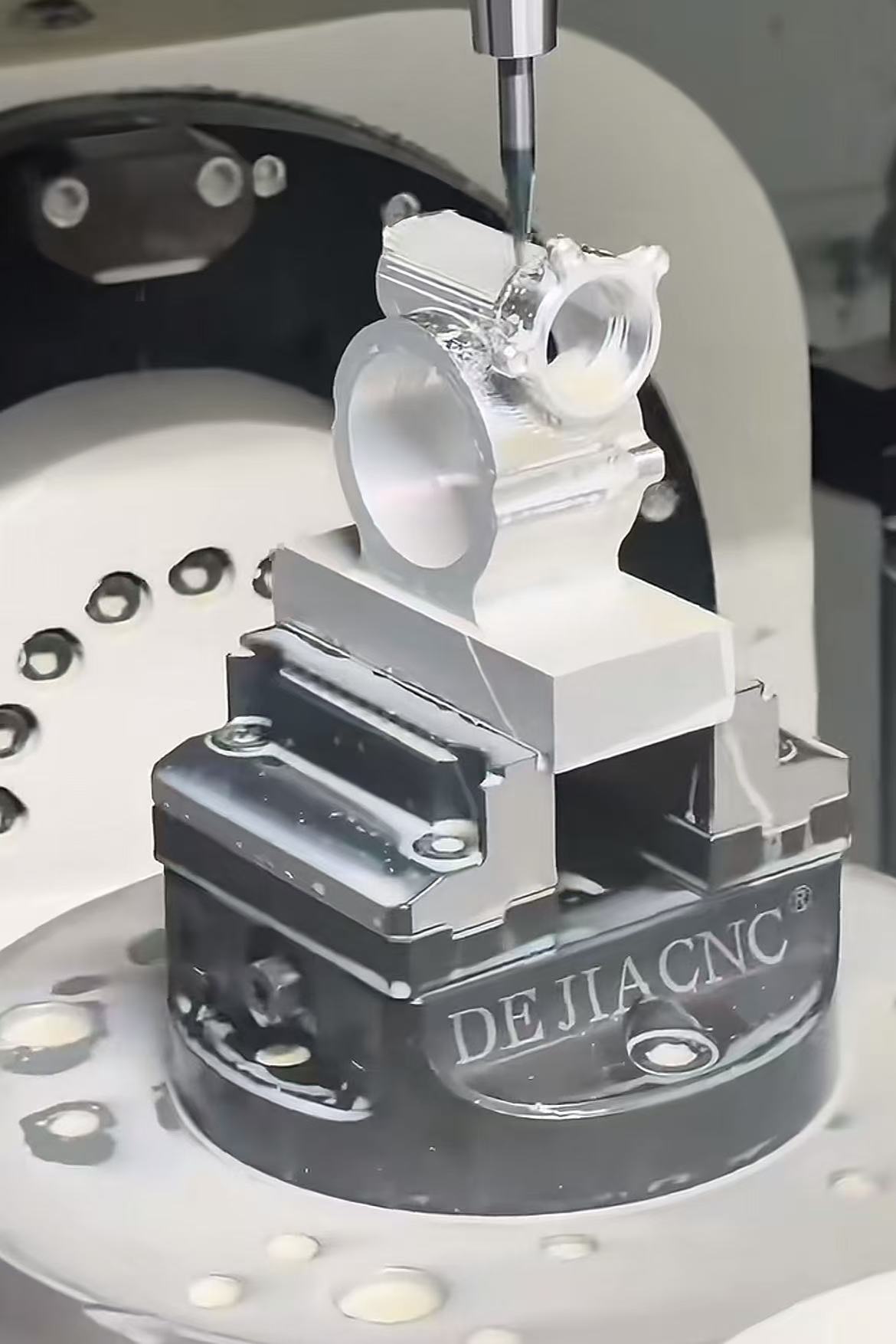 Precision CNC machining of precision robot structural components
