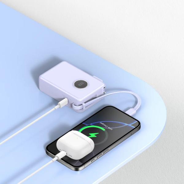22.5 Watt Power Bank 10000mah Super Fast Charging Power Bank With Data Cable