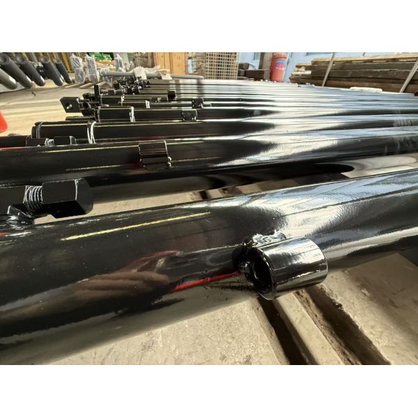 Hard Chrome Plated Telescopic Hydraulic Cylinder With Valve Block Integrated Boom Head