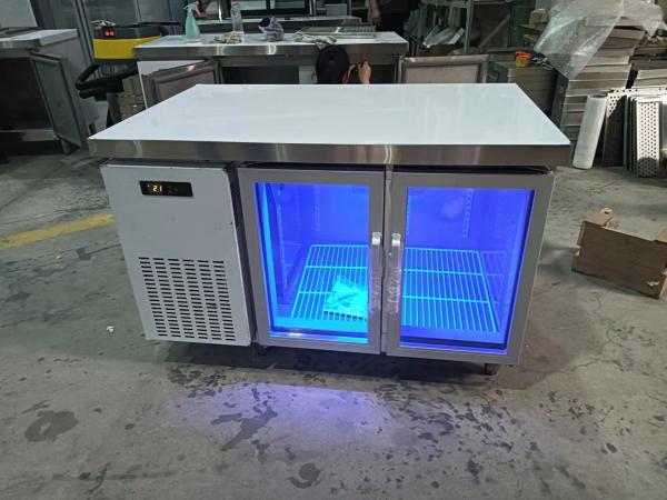 Refrigerador de balcão comercial com porta de vidro