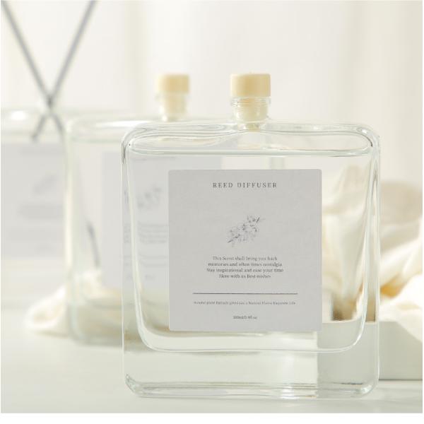 Private Sustainable Liquid Stick Glass Bottle Reed Diffuser for Bedroom Aromatherapy