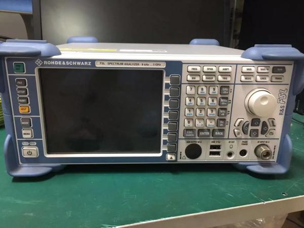 FSL3 Analista de espectro de 3 GHz ligero usado por Rohde & Schwarz