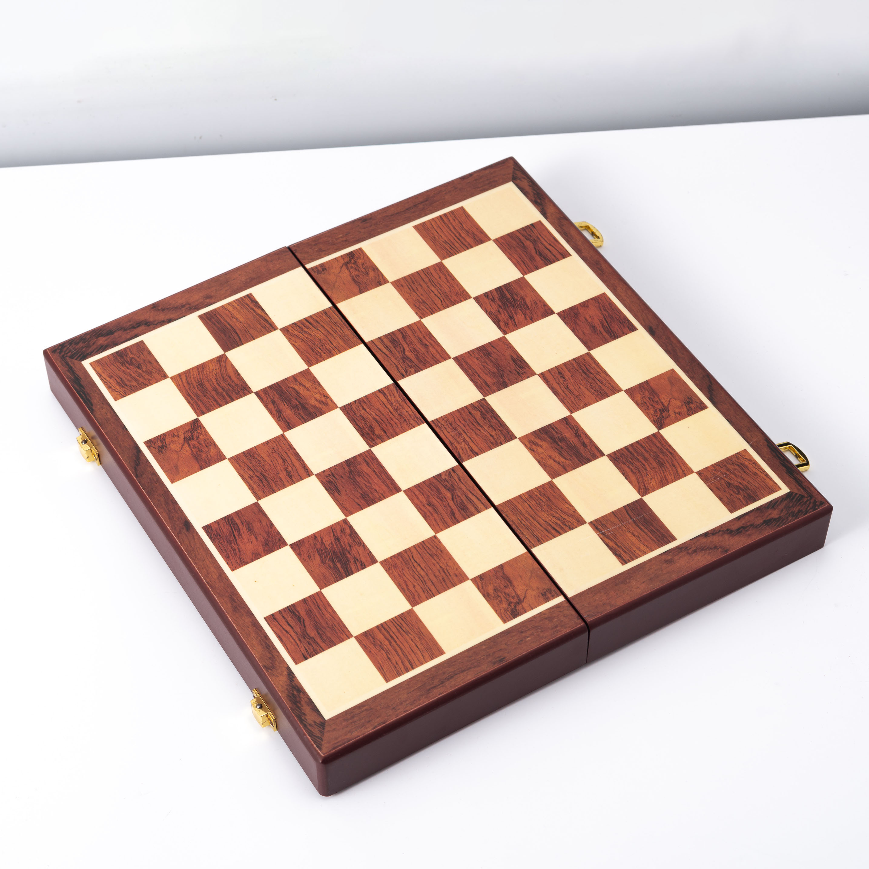 Portable Metal Chess Set with Durable Aluminum Alloy and Foldable Design for Travel and Home Entertainment