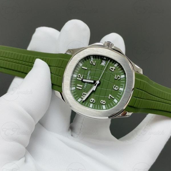 Patek Philippe Aquanaut 5167R-001 40.8mm green Embossed Dial Automatic Rubber Strap
