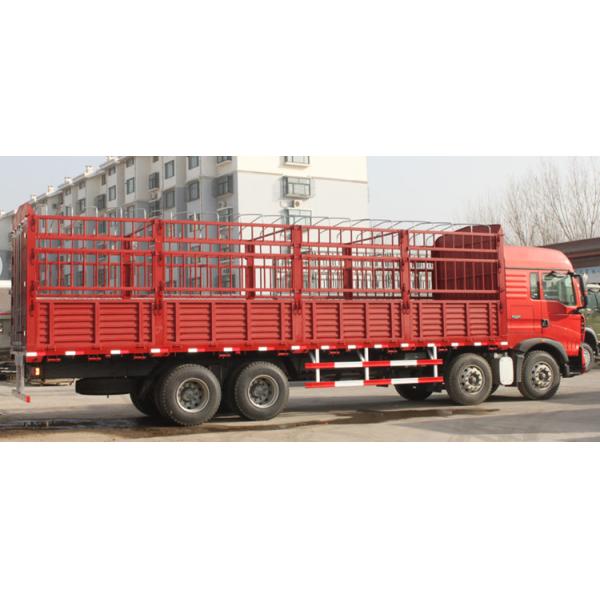12 Wheelers Small Cargo Truck / Commercial Cargo Truck 30 - 40 Ton Loading Capacity