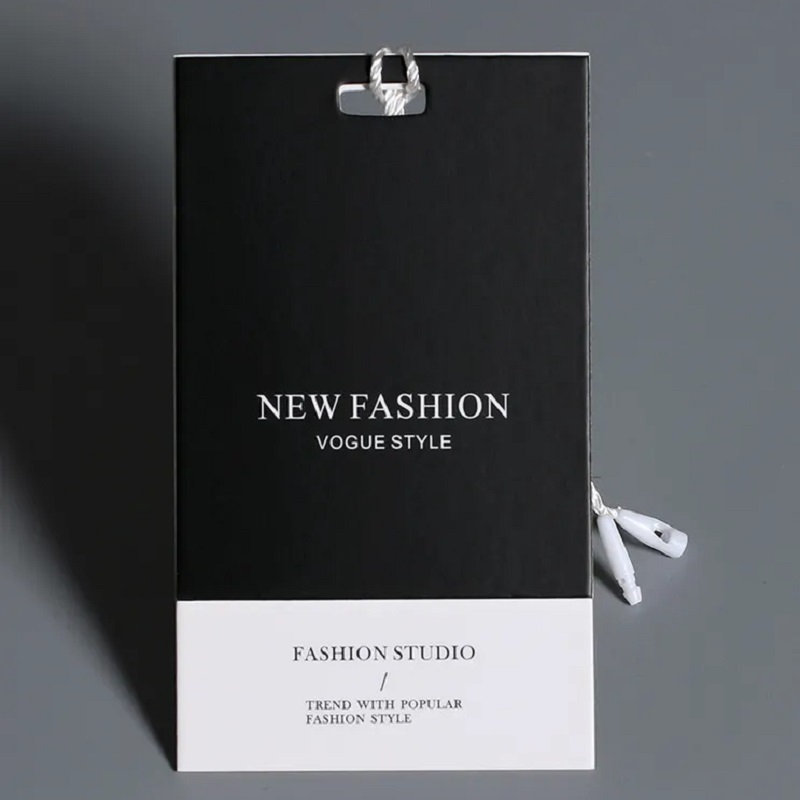 Apparel Hang Tags With String Fastener And Foil Stamping For Retail Branding