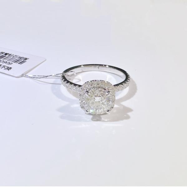 Customized 18K Gold Cluster Diamond Ring IGI GIA Lab Grown Diamond for Engagement Wedding or Banquet Fine Jewelry for Women