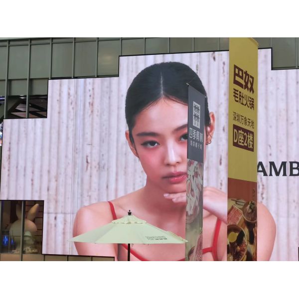 960x960mm Outdoor LED Display with 5000-6000cd/m² Brightness and IP65 Waterproof Digital LED Billboard