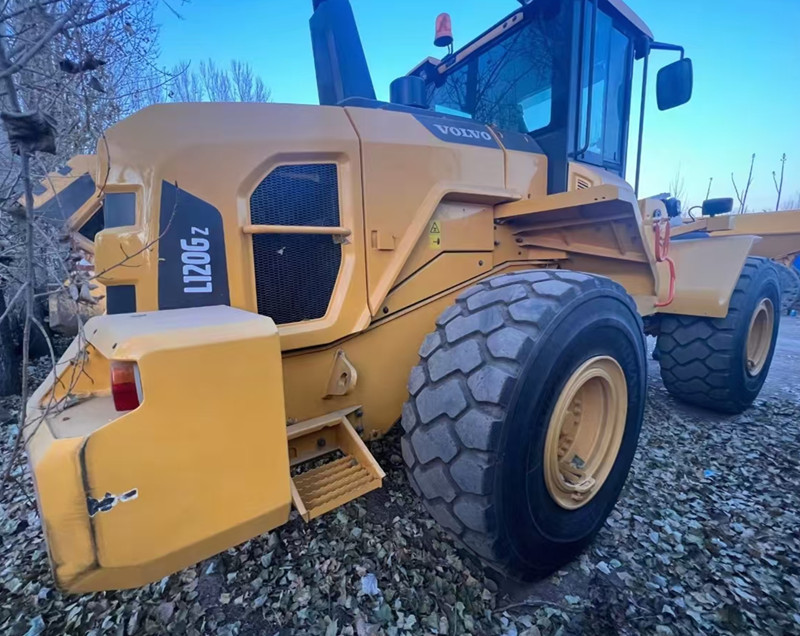 Подержанный Volvo колесный погрузчик Volvo L120 L150 L180 передний загрузчик с низким часом для продажи