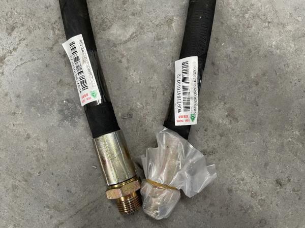 WG9100470098 Sino Truck Spare Parts Original Oil Return Hose