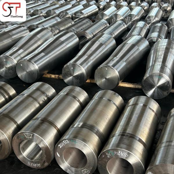 42CrMo Forged Steel Hollow Cylinder 100kg To 7000kg Open Die Forging