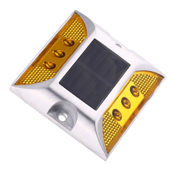 Aluminum 80 Degree road solar studs 800m Visual Distance For Mountain Roads