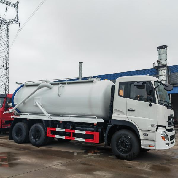 Cisterna de aspiración de aguas residuales de Dongfeng Limpiador de vacío Cisterna de aspiración Camión de limpieza