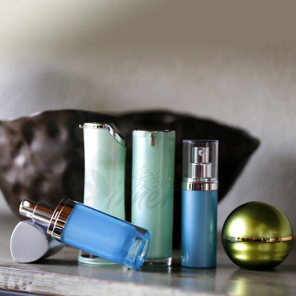 Skin Care Plastic Airless Cosmetic Bottles With Pump Silk Screen Printing