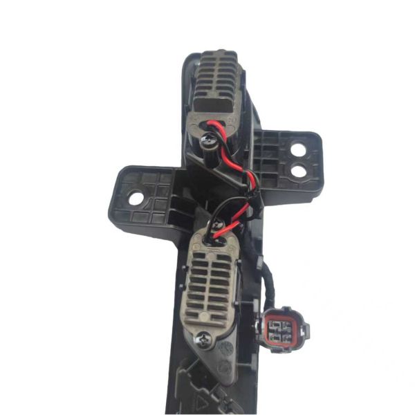 8041140-AH01 OEM New High Quality XLX Rear Bumper Light Assembly for Leapmotor B10 Brake Lamp Fog Light Anti-Collision Tail