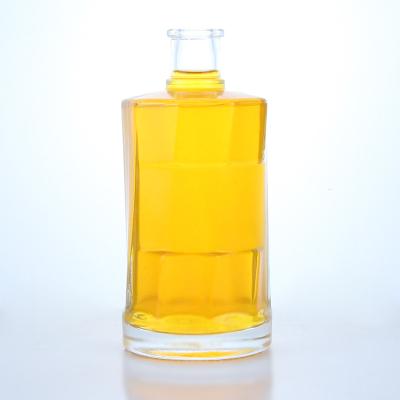 Clear Glass Bottle with Cork for Whisky Vodka Tequila Gin Rum Made in Clear or Customized