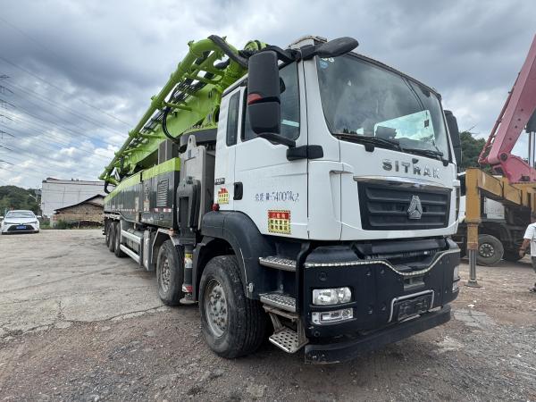Ergonomic Cabin Used 2021 Zoomlion Concrete Pump Truck Mounted Sinotruk Sitrak Chassis