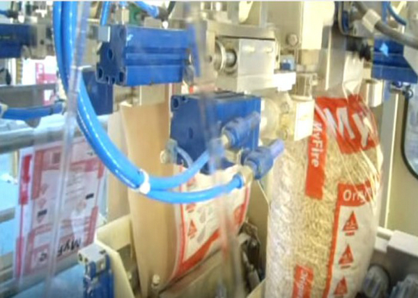 Auto VFFS Packaging Machine For Cement / Putty / Lime / Dry Mortar / Calcium Carbonate