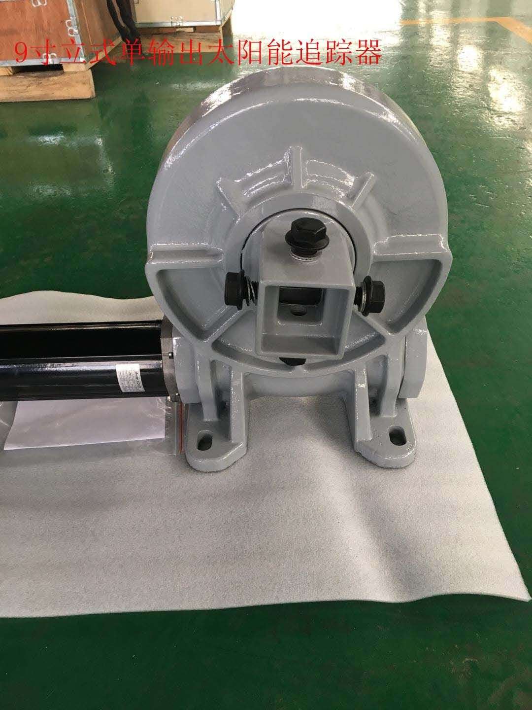 VE5 Slew DriveIP66 IP67 Waterproof 2400Nm Heavy Duty Output Torque Solar Energy Single Axis Solar Tracking System Slewing Ring
