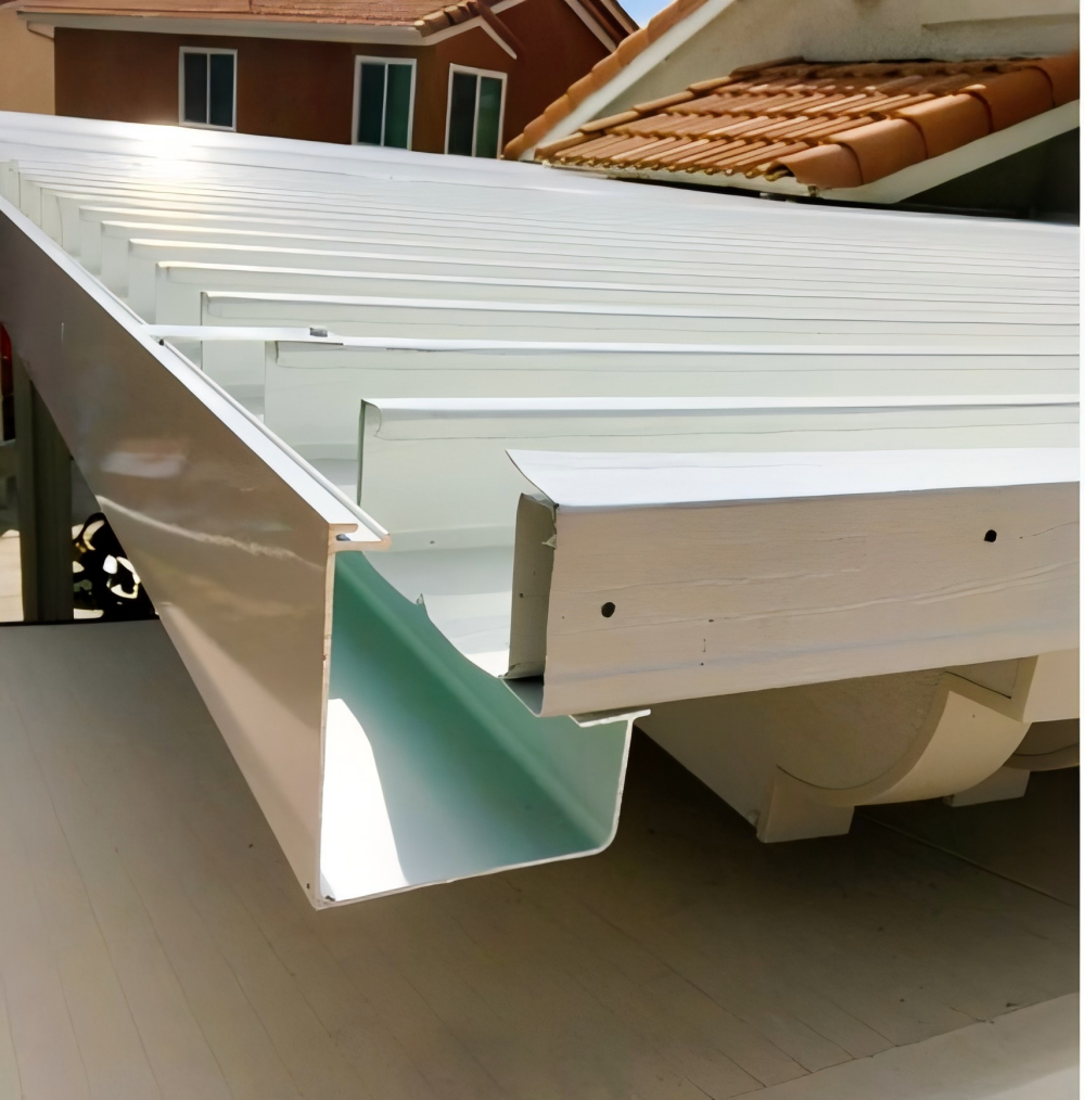 GI Aluminum 0.3-0.8mm Thickness Flat Pan Roll Forming Machine With Hydraulic Stop Cutting For Metal Patio Covers