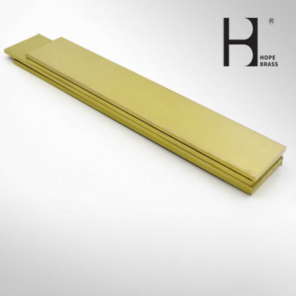 OEM Golden Abrasion Resistant Brass Flat Bars With Anodizing Surface