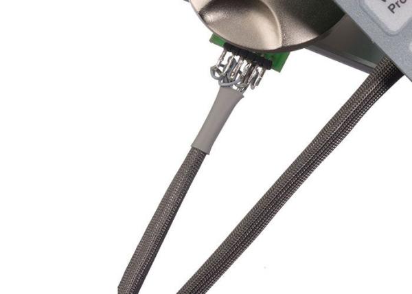 Branco feito sob encomenda Sleeving trançado, revestimento automotivo expansível do fio 