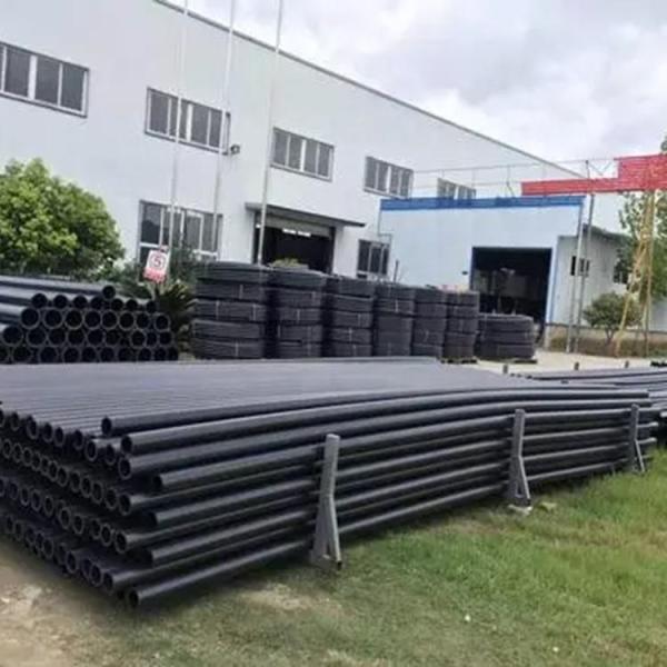 PE100 HDPE PE Pipe 1 Inch 200 Psi Poly Pipe Single Screw ISO4427