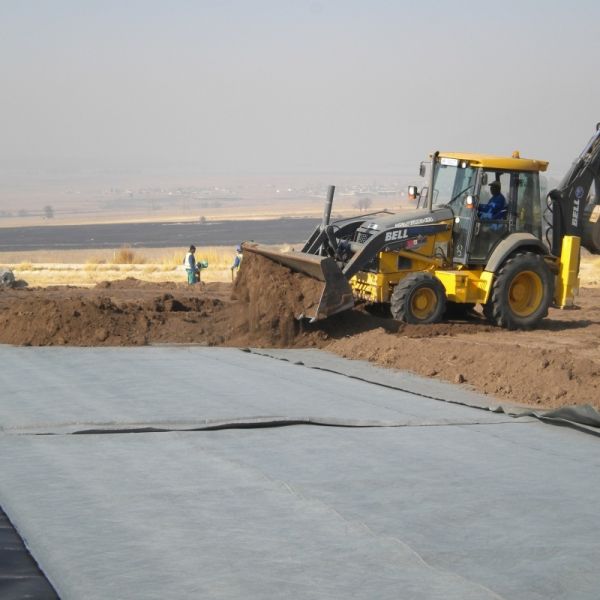 PP Geosynthetic Non Woven Membrane Woven Lightweight Geo Fabric For Driveway