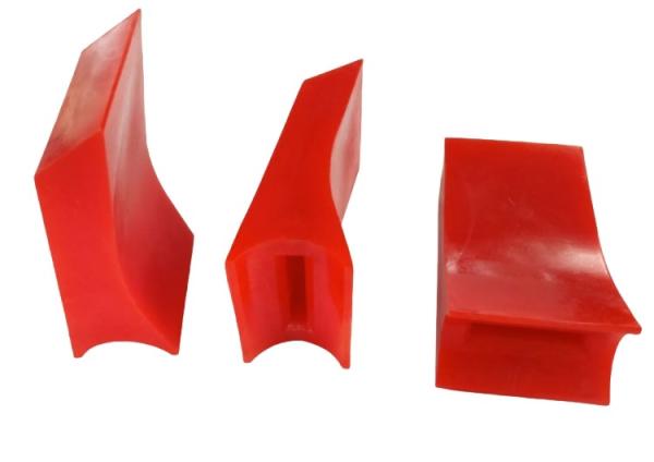 Polyurethane Scrapers Polyurethane Conveyor Cleaner Red Color High Strength