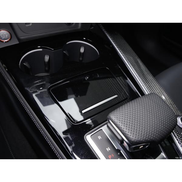 Experimenta viajes familiares de lujo con Audi S4 3.0 TFSI Coche de gasolina Euro VI Estándar de emisiones