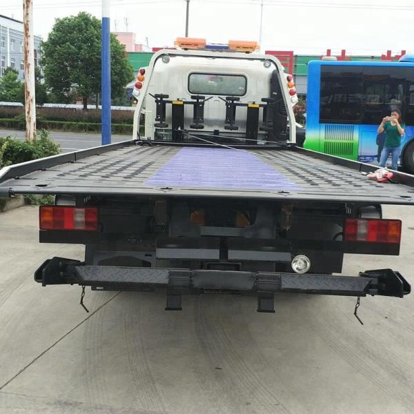 Véhicule de l'euro 2/récupération de camion de remorquage de naufrageur de couche horizontale de HOWO 4x2