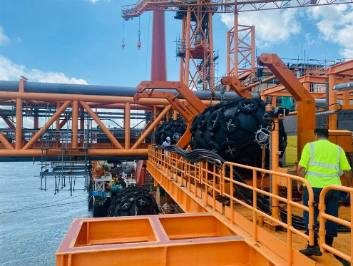 Pneumatic Fender Davit Perfect Choice For Smooth And Swift Fender Launchin