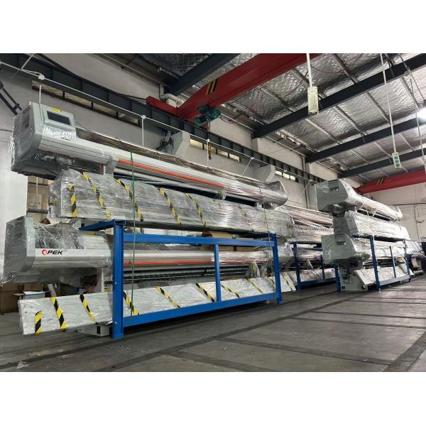 Single system flat collar  knitting machine with automatically alarm