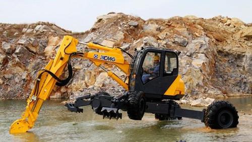 Construction 6ton Mini Wheel Excavator Bucket Capacity 0.044CBM Pilot Control hot selling