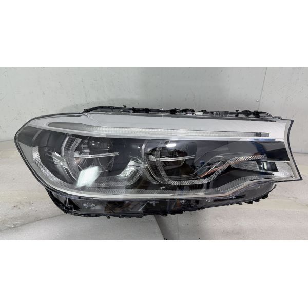2017- 2020 BMW 5 Series Headlight G38 High End Right Headlamp Part number: 6311