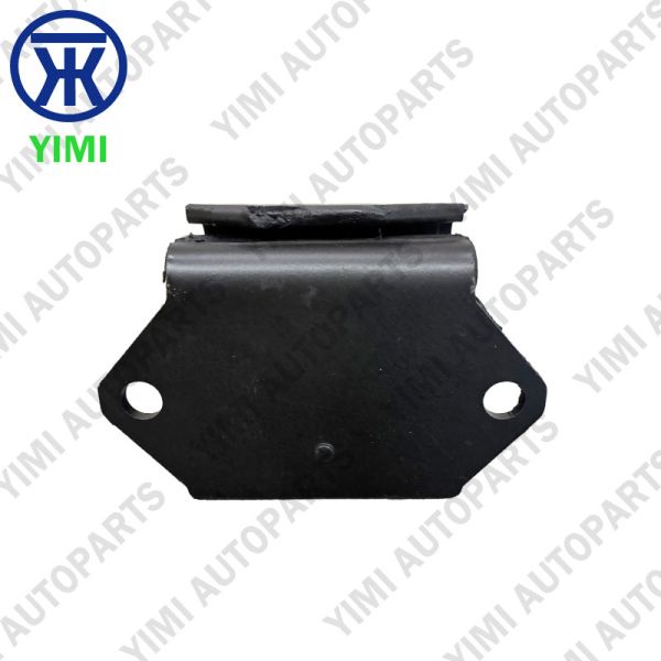 Corrosion-resistant e-coated Front Engine Mount with vibration damping for heavy-duty ISUZU FORWARD trucks