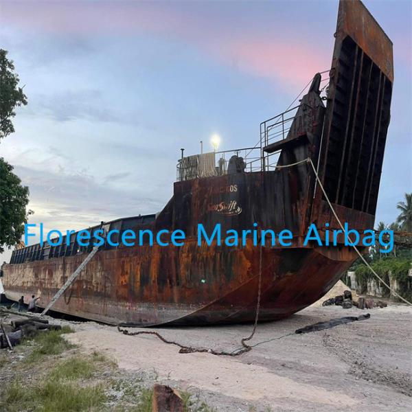 Ship Landing Marine Rubber Airbag Dia 0.6-2.8m For Yacht
