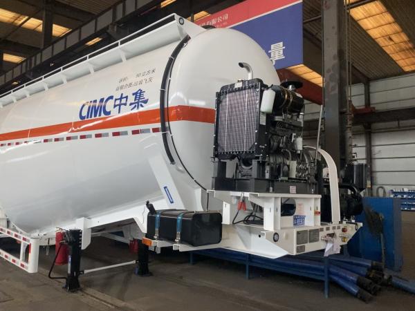 High Quality Carbon Steel Nice Utility Truck Trailers 60T Fuel Oil Tanker Semi Trailer