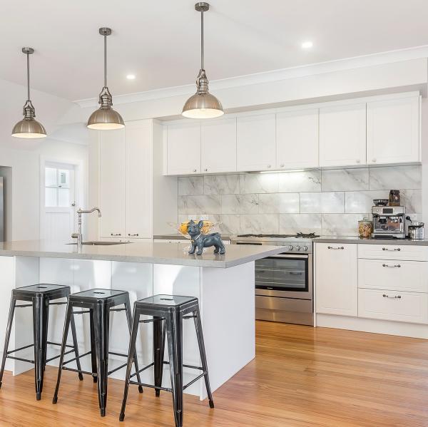 PVC Modern Lacquered Cabinets Island White Shaker Modular Textured Laminate Kitchen Cabinets