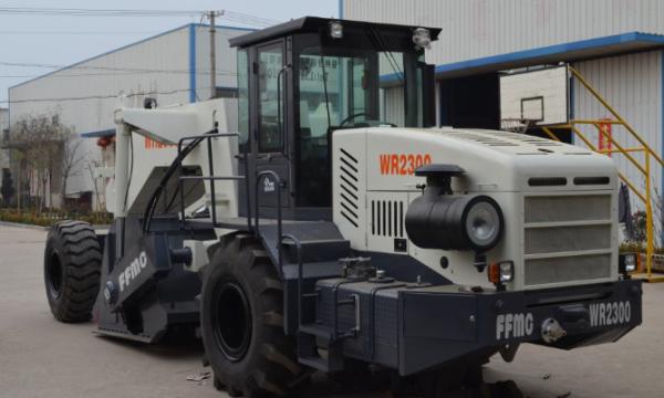R600 600hp Road Maintenance Machinery raod paving equipment