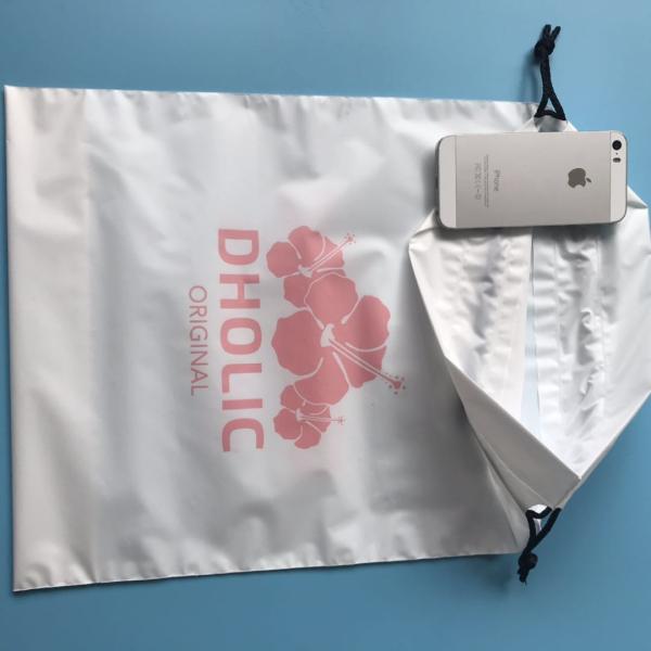 Эко- дружелюбные полиэтиленовые пакеты Дравстринг, белый прозрачный мягкий пластиковый размер кармана пачки В30 кс Л33км