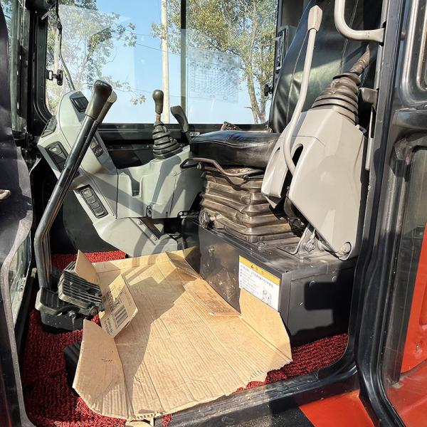 5.5 Ton Used Kubota Excavators Small Size 0.24m3 Bucket Capacity Original Version