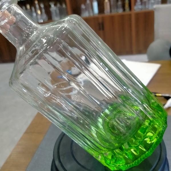 Customized 500ml 750ml Red Wine Bottle Angel's Hand Glass Fruit Juice Beverage Bottles