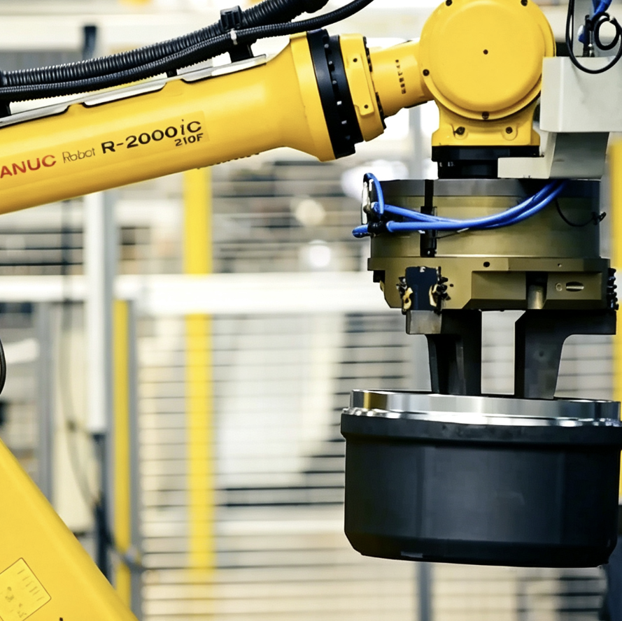 FANUC R-2000iC/210F 6 Axis Robot 210kg Payload for Semi Trailer Axle Machining Powder Coating Assembly Welding and Handling