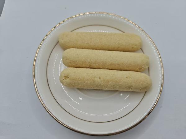 Experience Crunch Of Milk Crispy Rolls In Convenient Plastic Bag