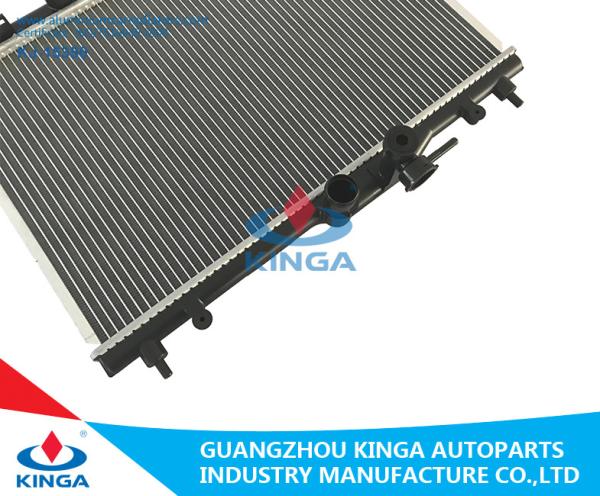 TS16949 Small Aluminum Radiator Of 2011 Nissan Versa OEM 21460-ED000 / Ed100