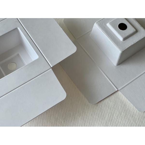 Thermoformed Molded Fiber Packaging With Living Hinge Negative Edge Paper Pulp