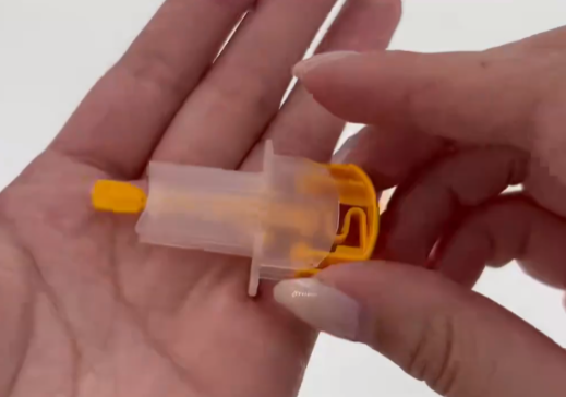 Medical Disposable Sterile 28G Needle Pressure-Activated Auto-Retracting Safety Blood Lancet