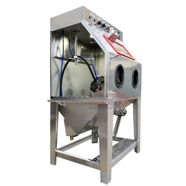 Small Automatic Wet Vapor Blasting Machine For Batch Hardware Parts Processing